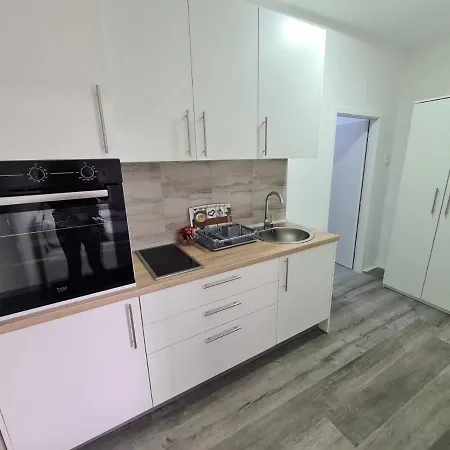 Vizura Apartment *