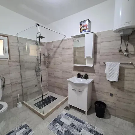 Vizura Apartment *